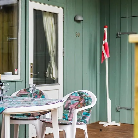 Dom wakacyjny In With Wifi Hovborg